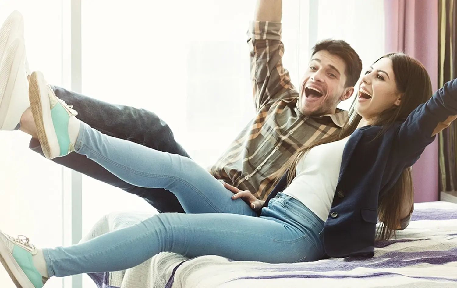 The Best Bed for Airbnb: Top Mattress and Frame Picks for Hosts