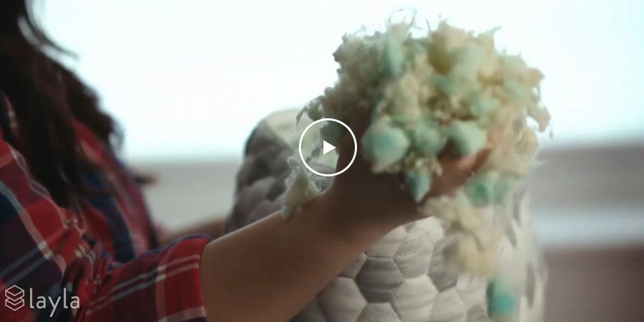 Layla Kapok Pillow Unboxing: First Look at Cooling Comfort